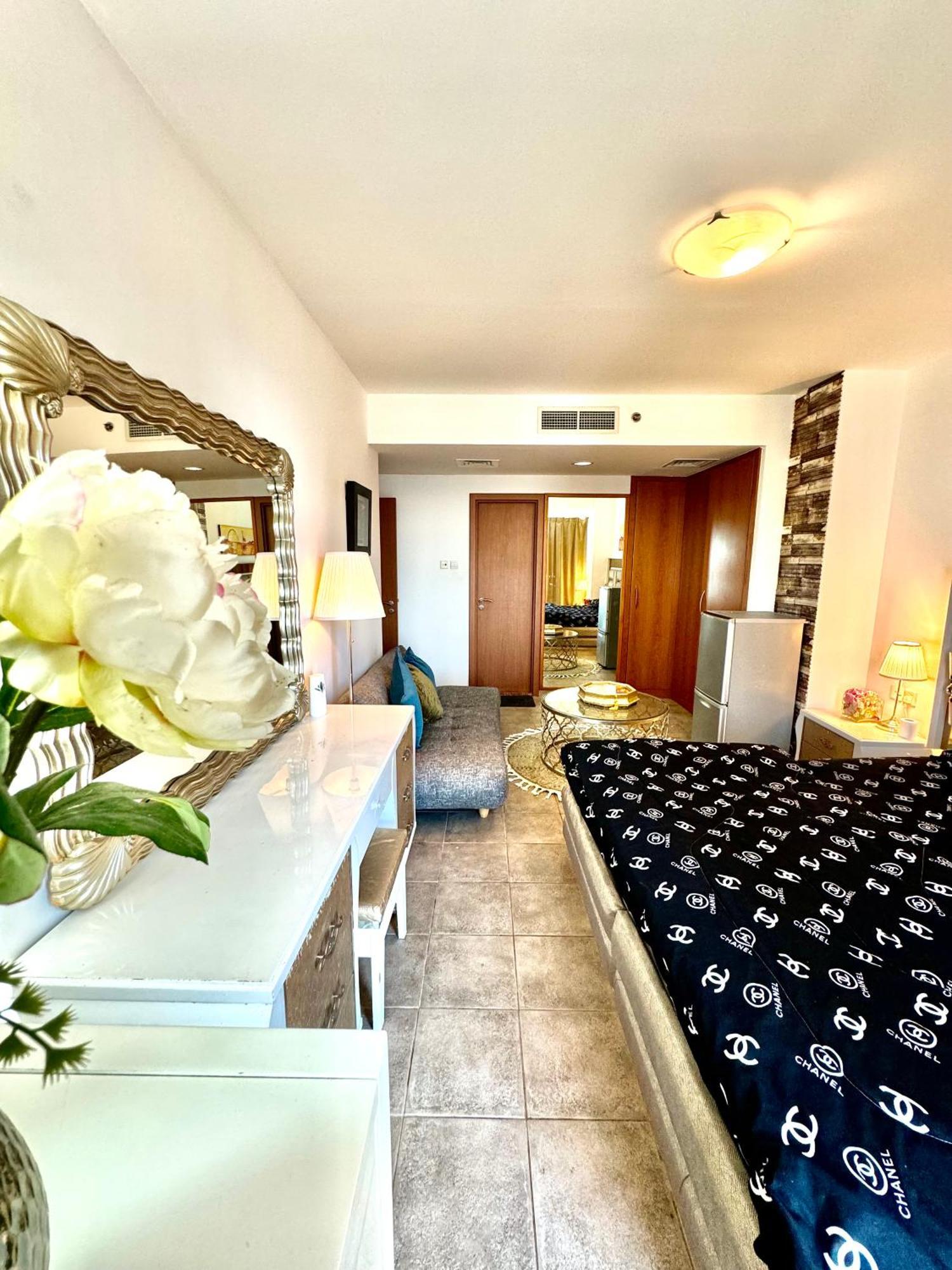 Travelers Backpackers Apartman Dubaj Kültér fotó